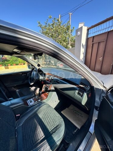Mercedes E 270 2001, 763,663 km - 2.7 л - Bakı