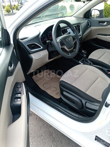 Hyundai Accent 2020, 186,362 km - 1.6 л - Gəncə