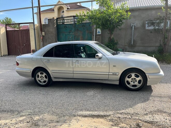 Mercedes E 220 d 1999, 290,000 km - 2.2 л - Bakı