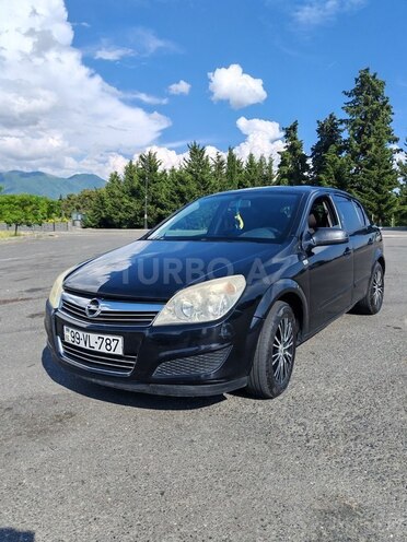 Opel Astra 2007, 228,000 km - 1.4 l - Qax