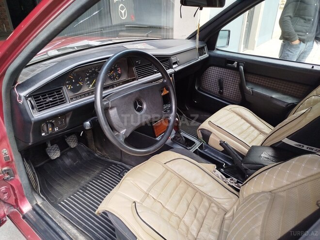Mercedes 190 1991, 666,660 km - 2.0 l - Gəncə