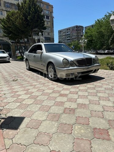 Mercedes E 200 d 1999, 345,000 km - 2.2 l - Bakı