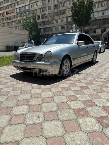 Mercedes E 200 d 1999, 345,000 km - 2.2 l - Bakı