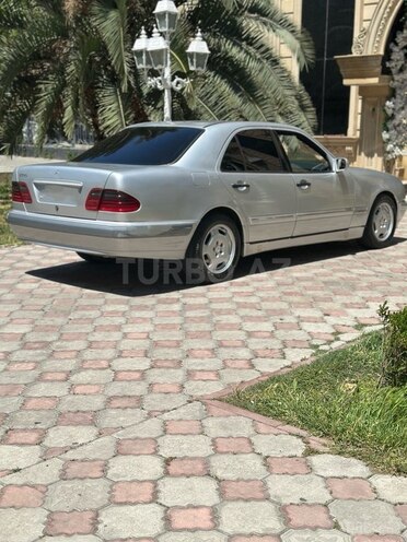 Mercedes E 200 d 1999, 345,000 km - 2.2 l - Bakı