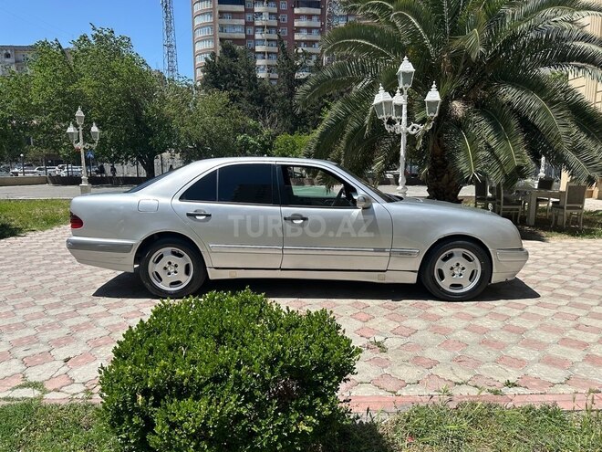 Mercedes E 200 d 1999, 345,000 km - 2.2 l - Bakı