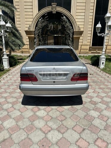 Mercedes E 200 d 1999, 345,000 km - 2.2 l - Bakı