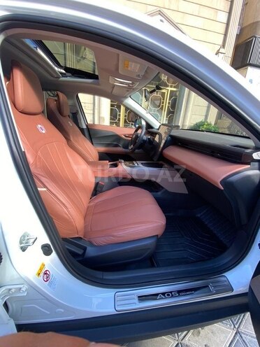 Changan Qiyuan A05 2025, 3,700 km - 1.5 л - Bakı
