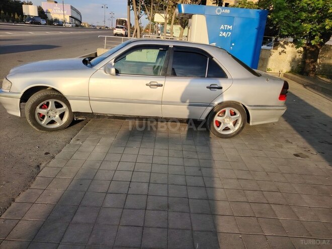 Mercedes C 180 1995, 196,000 km - 1.8 l - Bakı
