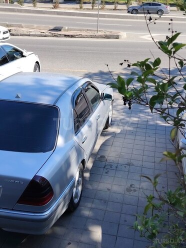 Mercedes C 180 1995, 196,000 km - 1.8 l - Bakı