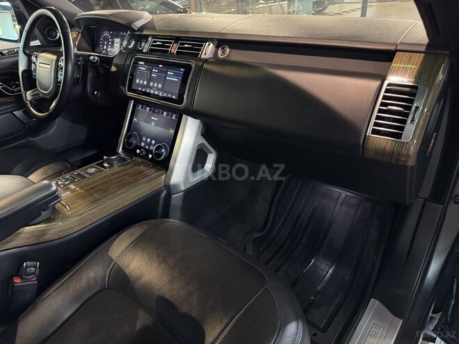 Land Rover Range Rover 2018, 130,000 km - 3.0 l - Bakı