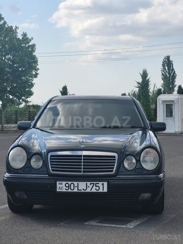 Mercedes E 280 1998, 498,200 km - 2.8 l - Bakı