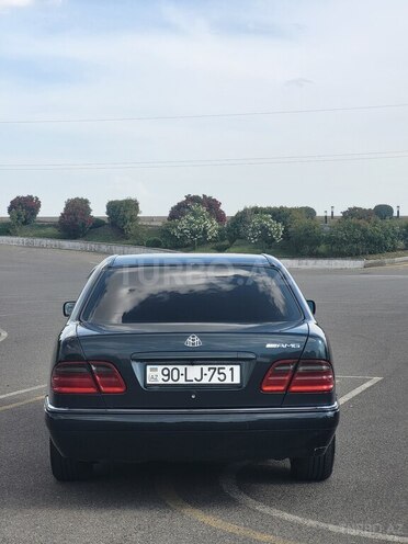 Mercedes E 280 1998, 498,200 km - 2.8 l - Bakı