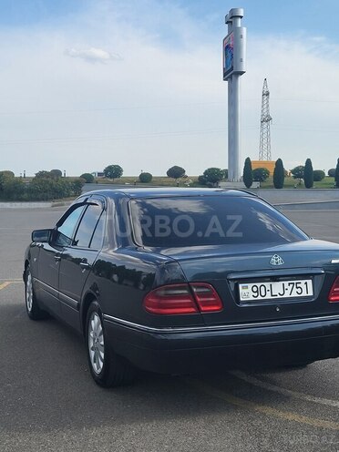 Mercedes E 280 1998, 498,200 km - 2.8 l - Bakı