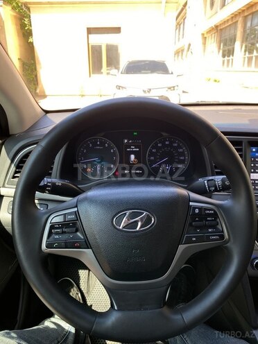 Hyundai Elantra 2016, 111,000 km - 2.0 l - Bakı