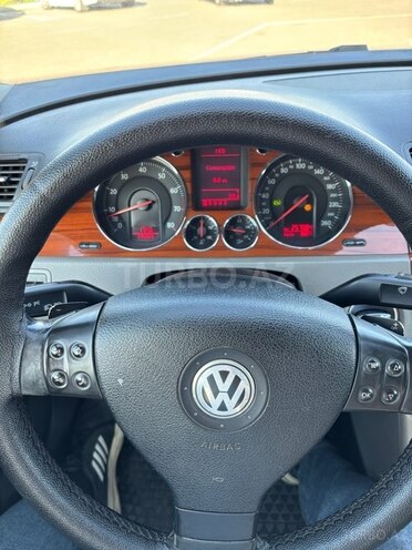 Volkswagen Passat 2005, 257,000 km - 2.0 l - Bakı