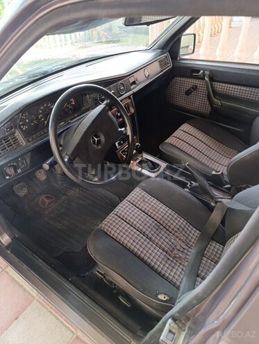 Mercedes 190 1991, 450,290 km - 2.0 l - Gəncə