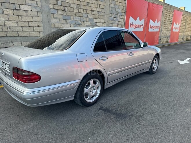Mercedes E 200 1999, 256,000 km - 2.0 l - Bakı