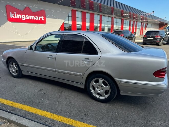 Mercedes E 200 1999, 256,000 km - 2.0 l - Bakı