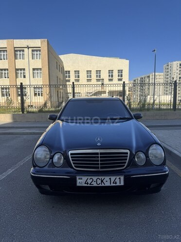 Mercedes E 240 2000, 123,456 km - 2.6 l - Bakı