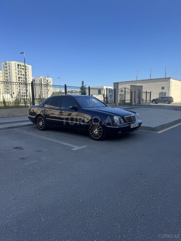 Mercedes E 240 2000, 123,456 km - 2.6 l - Bakı