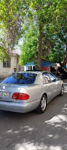 Mercedes E 230 1996, 715,550 km - 2.3 l - Bakı