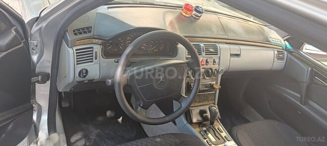 Mercedes E 230 1996, 715,550 km - 2.3 l - Bakı