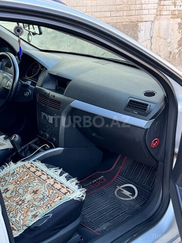 Opel Astra 2006, 320,000 km - 1.3 l - Bakı