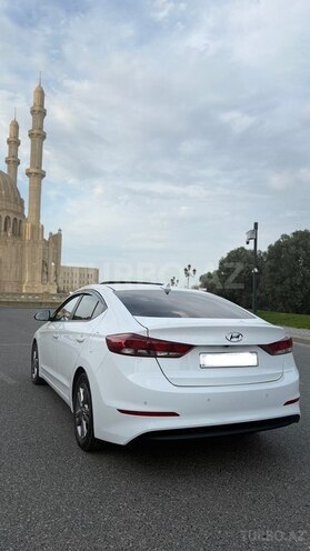 Hyundai Avante 2016, 227,741 km - 1.6 l - Bakı