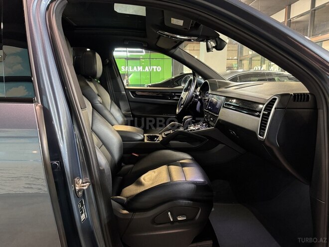 Porsche Cayenne 2018, 71,500 km - 3.0 l - Bakı