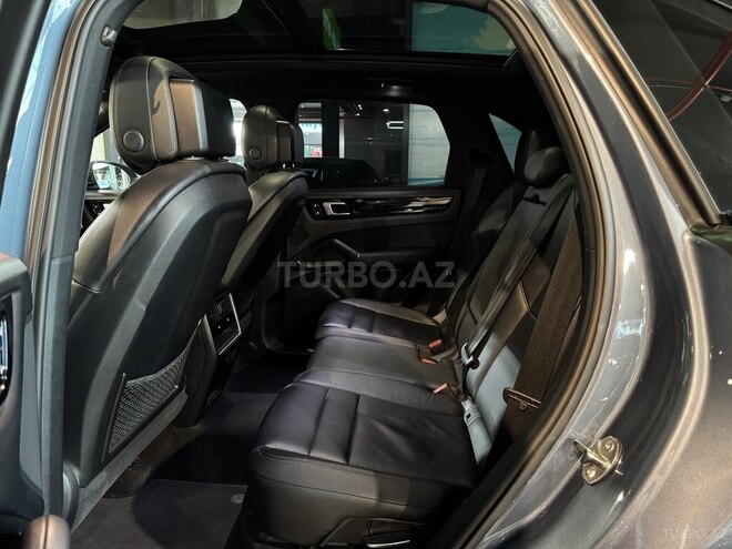 Porsche Cayenne 2018, 71,500 km - 3.0 l - Bakı