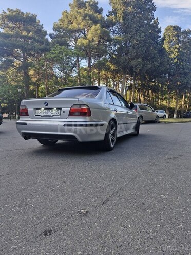 BMW 525 2000, 365,000 km - 2.5 л - Sumqayıt
