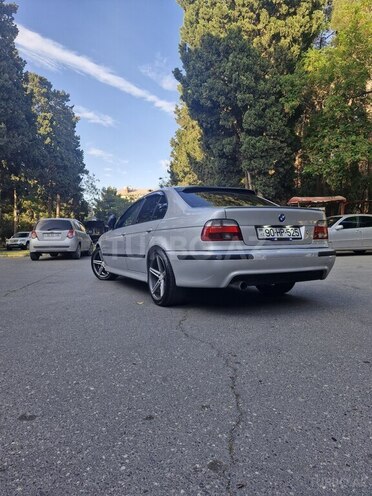 BMW 525 2000, 365,000 km - 2.5 л - Sumqayıt