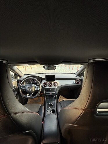 Mercedes CLA 250 4MATIC 2018, 99,300 km - 2.0 l - Bakı