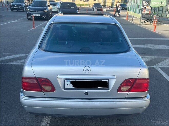 Mercedes E 230 1996, 230,000 km - 2.3 l - Bakı