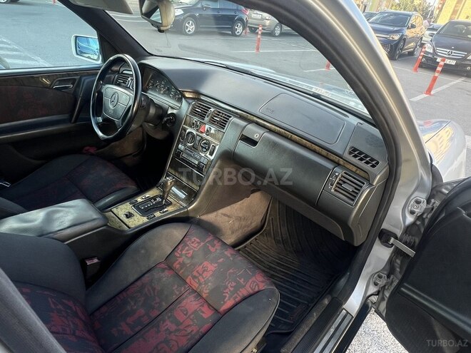 Mercedes E 230 1996, 230,000 km - 2.3 l - Bakı