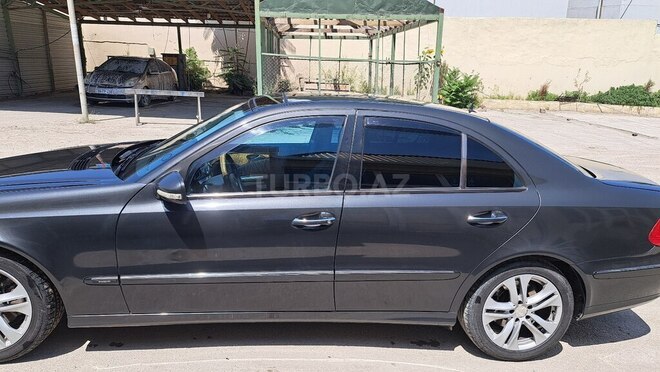 Mercedes E 320 2004, 351,886 km - 3.2 l - Bakı