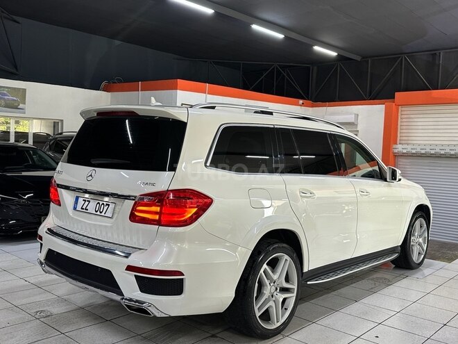 Mercedes GL 500 4MATIC-7