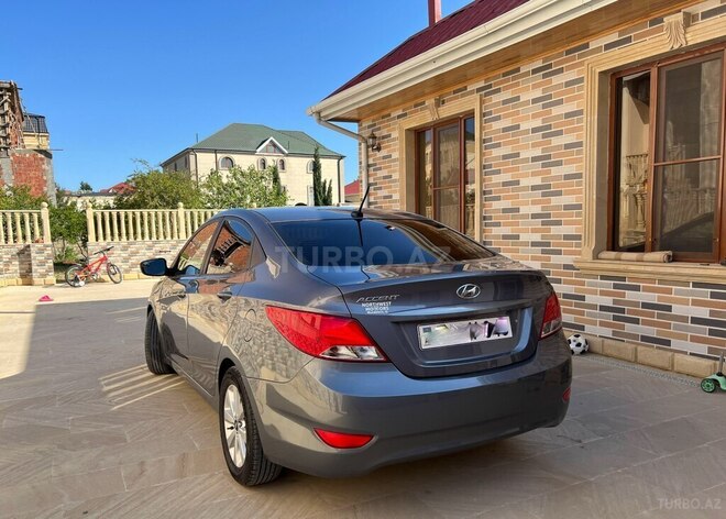 Hyundai Accent 2015, 91,425 km - 1.6 l - Bakı
