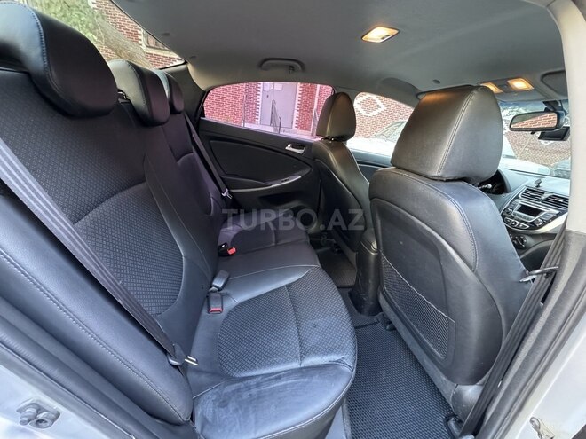 Hyundai Accent 2015, 198,000 km - 1.6 l - Bakı