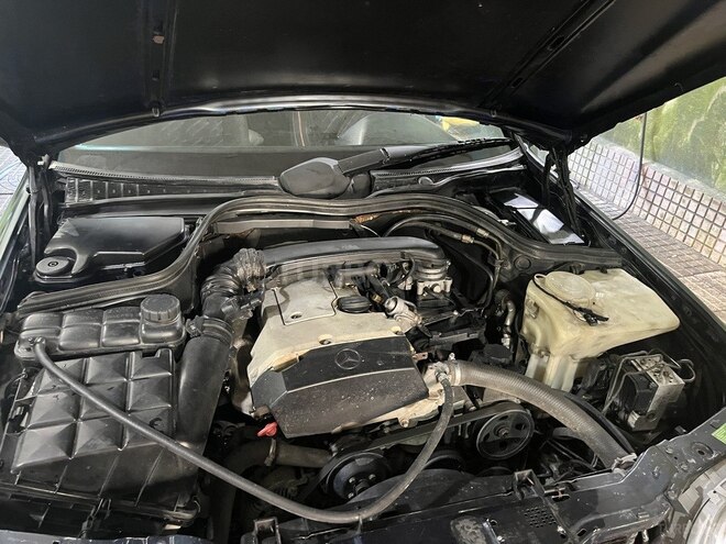 Mercedes C 180 1998, 384,500 km - 1.8 л - Qazax