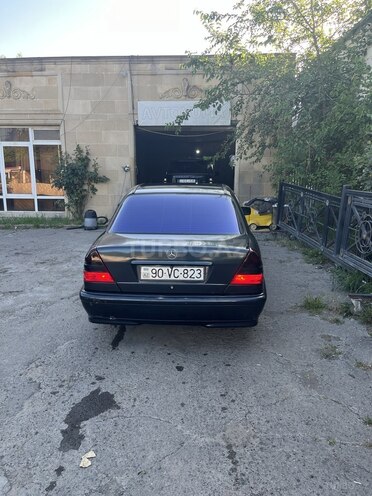 Mercedes C 180 1998, 384,500 km - 1.8 л - Qazax