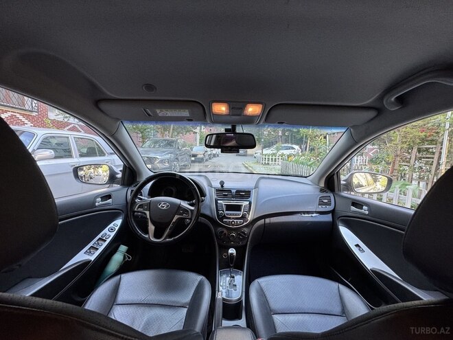 Hyundai Accent 2015, 198,000 km - 1.6 l - Bakı