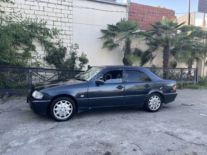 Mercedes C 180 1998, 384,500 km - 1.8 л - Qazax
