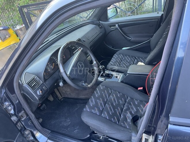Mercedes C 180 1998, 384,500 km - 1.8 л - Qazax