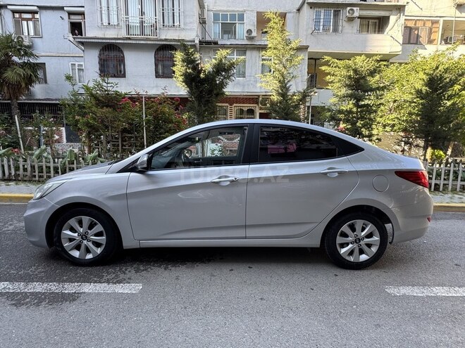 Hyundai Accent 2015, 198,000 km - 1.6 l - Bakı