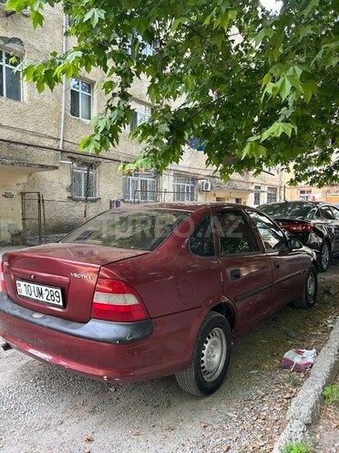 Opel Vectra 1996, 484,156 km - 1.6 l - Bərdə