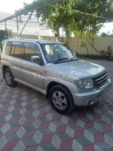Mitsubishi Pajero io 2003, 225,000 km - 2.0 l - Bərdə