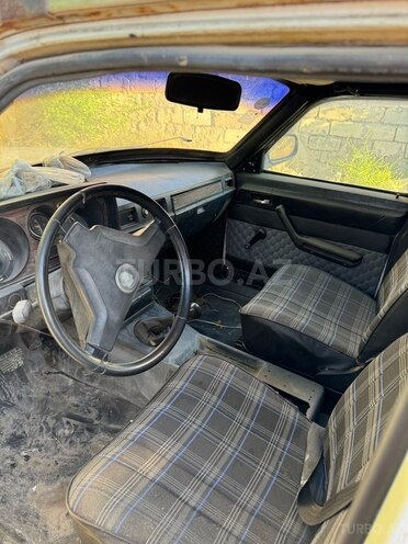 GAZ 24 1988, 100,000 km - 2.4 l - Bakı