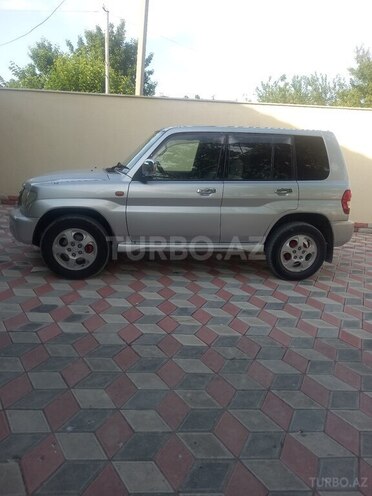 Mitsubishi Pajero io 2003, 225,000 km - 2.0 l - Bərdə
