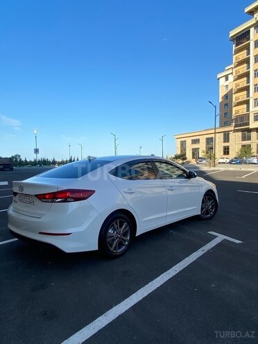 Hyundai Elantra 2016, 136,000 km - 2.0 l - Sumqayıt